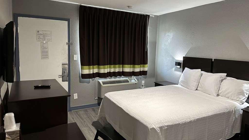 Americas Best Value Inn And Suites Groves Стая снимка
