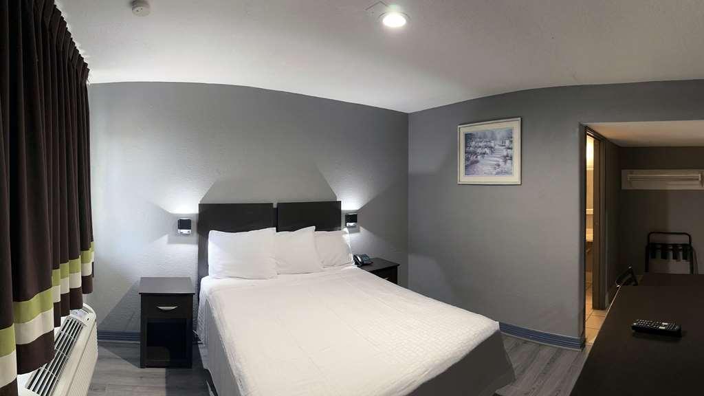 Americas Best Value Inn And Suites Groves Стая снимка