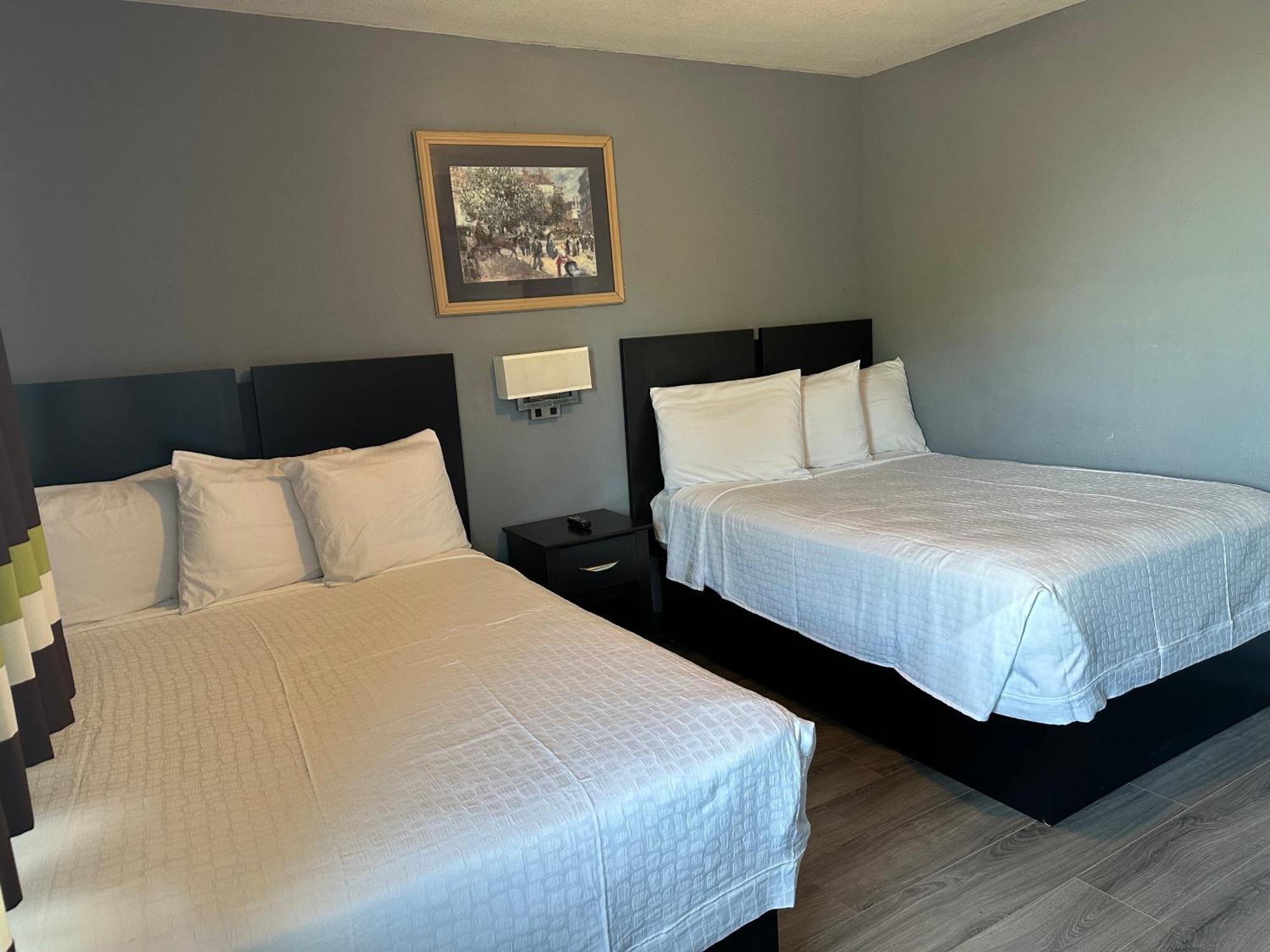 Americas Best Value Inn And Suites Groves Екстериор снимка